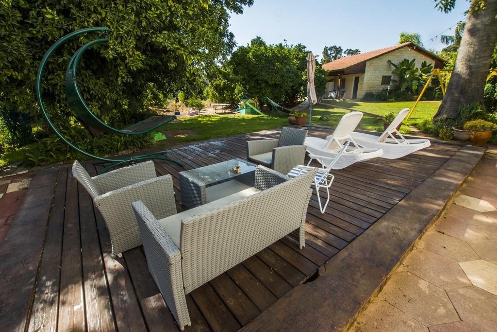 Elimelech Bapardes Villa She'ar Yashuv Exterior photo